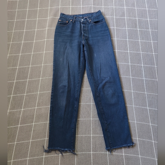 Vtg Levi's High Rise Button Fly Jeans Made in USA - Picture 1 of 8